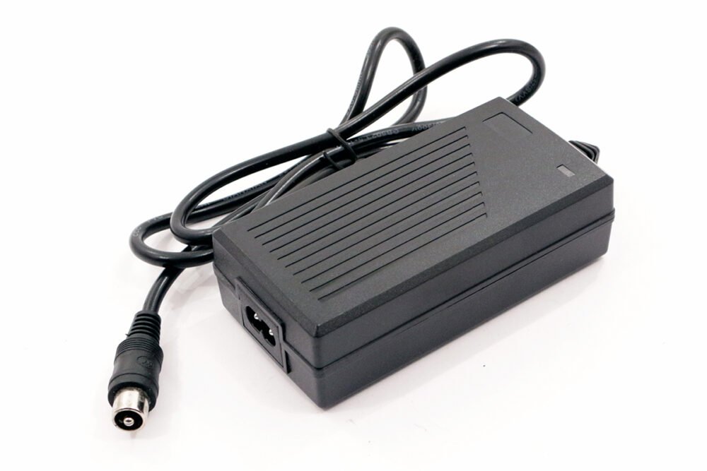 Încărcător bicicletă electrică 24V 1.6A (pentru acumulator Li-ion ) VLC525123