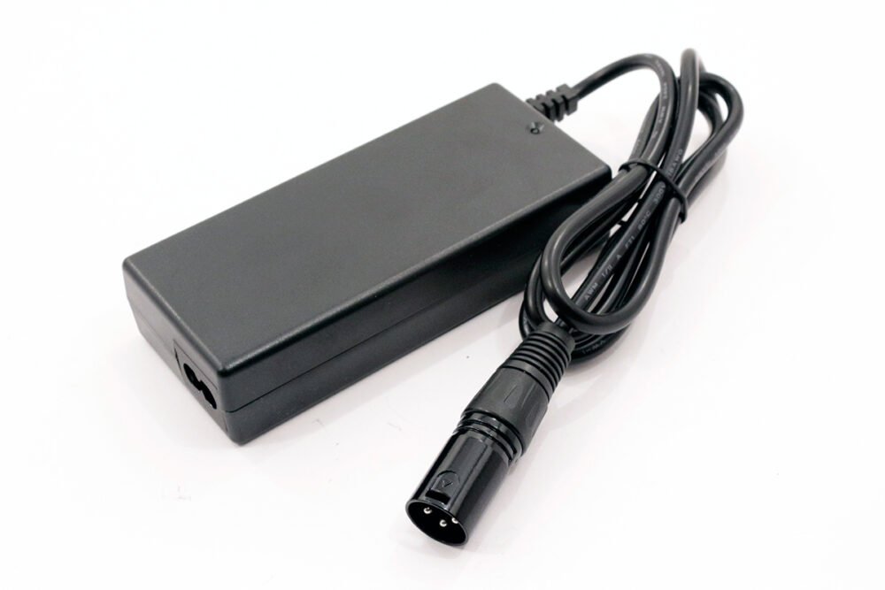 Încărcător bicicletă electrică 36V 1.8A (pentru acumulator Li-ion ) VLC545232